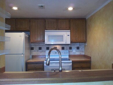 Kitchen 1 Santos