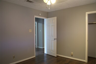 7314 Mundare Ln, Houston, TX 77086 - photo 6