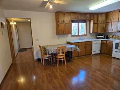 403 Center St, Lime Springs, IA 52155 - photo 6