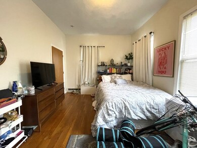5 Cedar Square unit 2, Cambridge, MA 02140 - photo 3