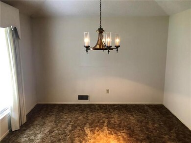 12218 W 101st St, Lenexa, KS 66215 - photo 6