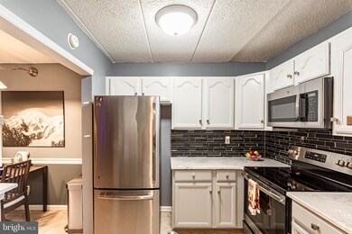 130 Woodstream Dr, Norristown, PA 19403 - photo 6