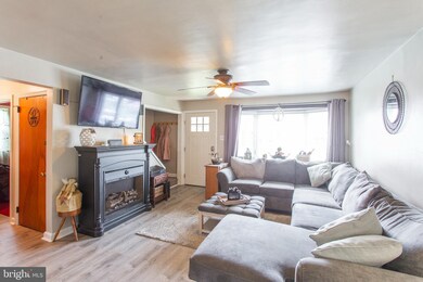 516 Perry St, Ridley Park, PA 19078 - photo 4