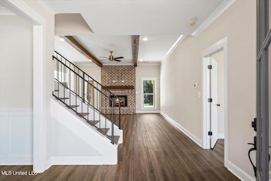 Entry/Foyer b