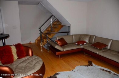 66 Admiralty Loop, Staten Island, NY 10309 - photo 4