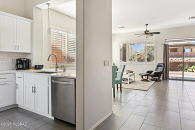 8-web-or-mls-2067-w-demetrie-canyon-dr