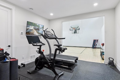 5721 Olinger Rd, Edina, MN 55436 - photo 6