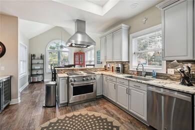 Kitchen/Breakfast