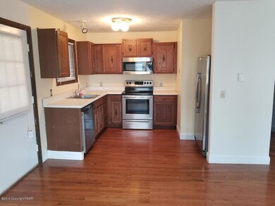 7204 Rimrock Dr, Tobyhanna, PA 18466 - photo 5