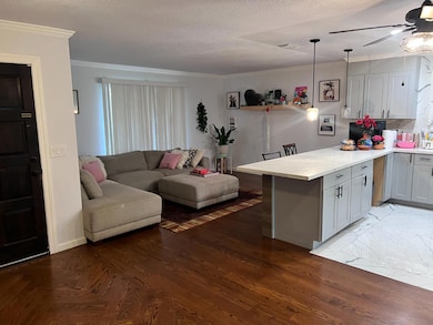 204 W Cesar Chavez Blvd, Fresno, CA 93706 - photo 3