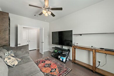Study, gameroom ,or extra den room! Many possibilities!