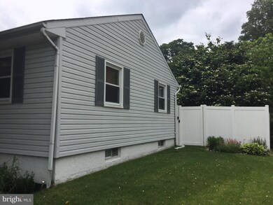 426 Burwood Ave, Glen Burnie, MD 21061 - photo 5