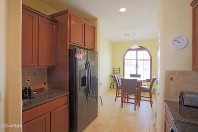 05 Kitchen