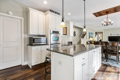Gourmet kitchen