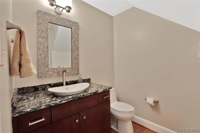Half Bathroom, 6' x 7', Hardwood Floor, Light Fixt