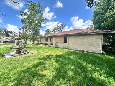 13811 Alderson St, Houston, TX 77015 - photo 4