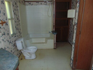 402 Smallmouth Dr, Scottsville, KY 42164 - photo 6