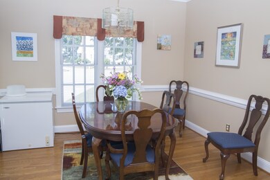 Dining:Breakfast Nook-IMG_9419