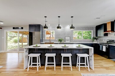 11221 Elbeck Dr, Houston, TX 77035 - photo 3