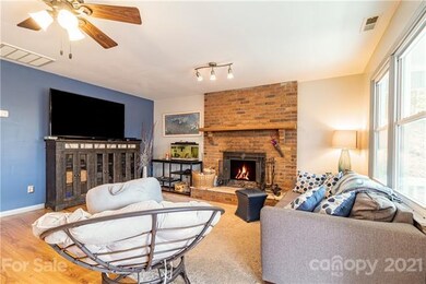 45 Dove Hill Rd unit 39, Burnsville, NC 28714 - photo 2