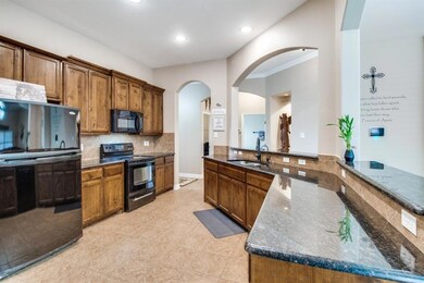 1015 Vintage Ave, Gainesville, TX 76240 - photo 6