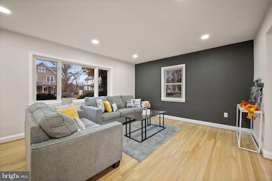 5601 Groveland Ave, Baltimore, MD 21215 - photo 2