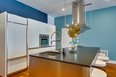 49 N Margin St unit 2, Boston, MA 02113 - photo 5