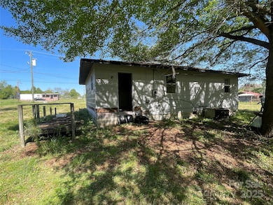 5735 Fallston Rd, Lawndale, NC 28090 - photo 6