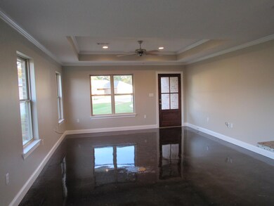 Greatroom/Trey Ceiling