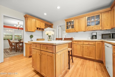 28 Juniper Ln, Riverside, CT 06878 - photo 7