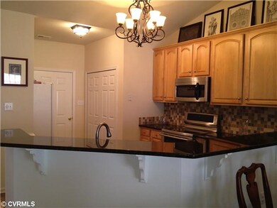 Kitchen - Remodeled and Gorgeous! Look at the Gran