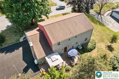 1253 Clearview Cir, Allentown, PA 18103 - photo 6