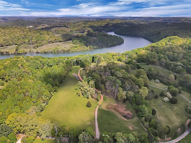 3104 W Gallaher Ferry Rd, Knoxville, TN 37932 - photo 2