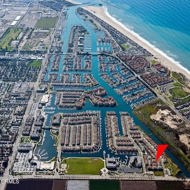 1232 Bayside Location Arrow