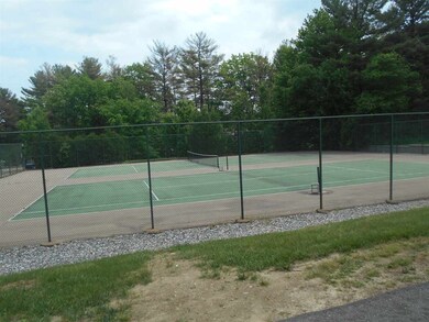 140 Fieldstone Dr unit 140, Londonderry, NH 03053 - photo 6