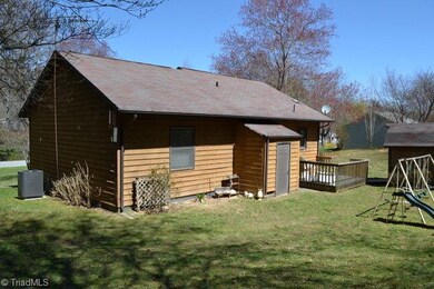 217 Brookside Dr, Millers Creek, NC 28651 - photo 5