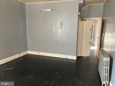 226 S Monastery Ave, Baltimore, MD 21229 - photo 3