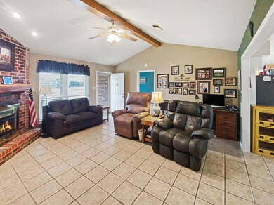 2770 Trey Ln, Brenham, TX 77833 - photo 4