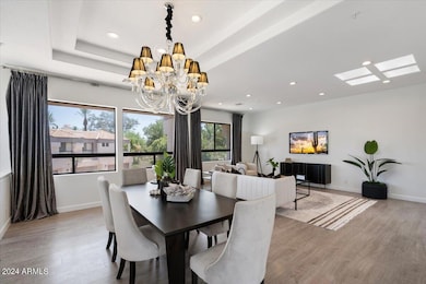 Staged Dining