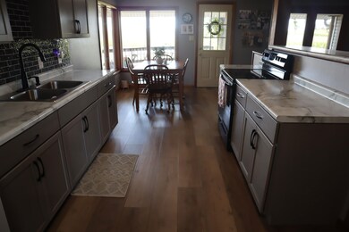 556 Ryan Rd, Harmon, IL 61042 - photo 7