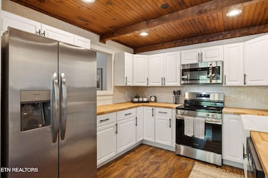 28-web-or-mls-142 Campbell Way - 028