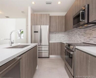 103RD NW 103rd Path unit 7234, Doral, FL 33178 - photo 4