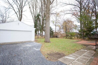 1346 Ironwood Dr, Columbus, OH 43229 - photo 7