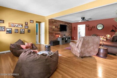 63 Leonard Ave, Leonardo, NJ 07737 - photo 5