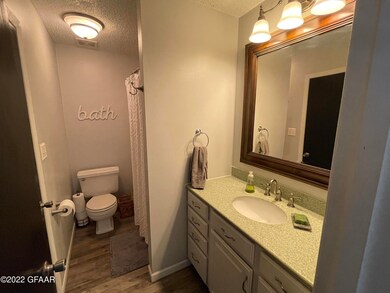 33 Vail Cir, Grand Forks, ND 58201 - photo 6