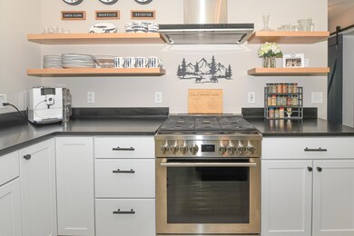 Dalton Kitchen 2