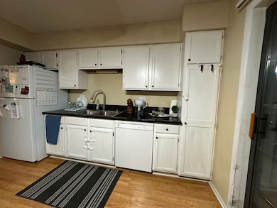 1504 W Jefferson Ave unit A, Naperville, IL 60540 - photo 5