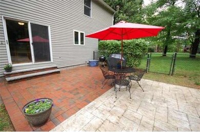 623 Lisa Ln, Franklin, MA 02038 - photo 5