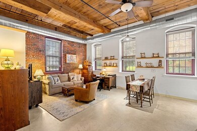 37 Millyard unit 201, Amesbury, MA 01913 - photo 4