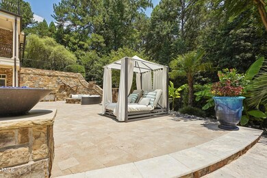 Pool and Patio (5)